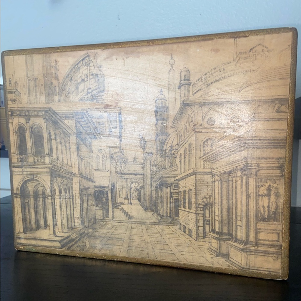 Wood box from Florence, Italy. (Fratelli Alinari)